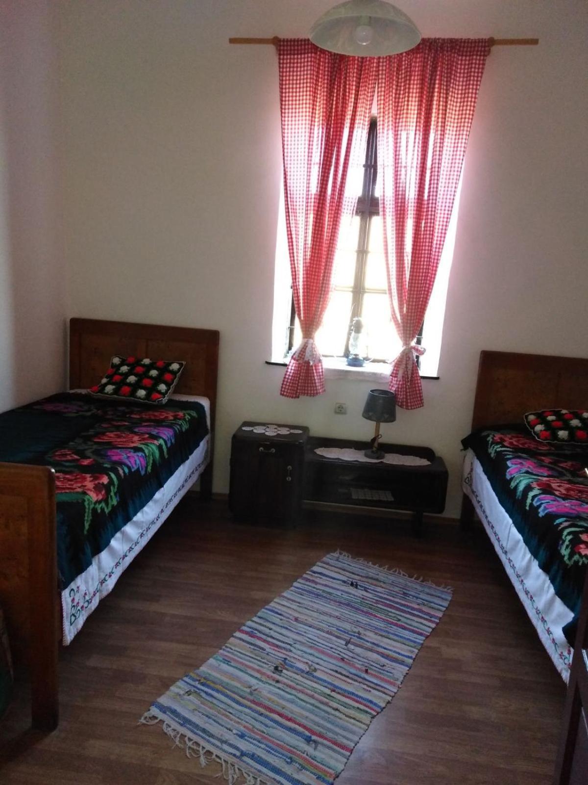 Country House Pivnica Milic Rogljevo公寓 外观 照片